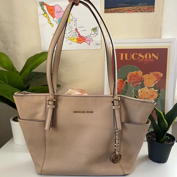 Michael Kors Jet Set Tote Bag Large Saffiano Leather Top-Zip - Picture 1 of 16